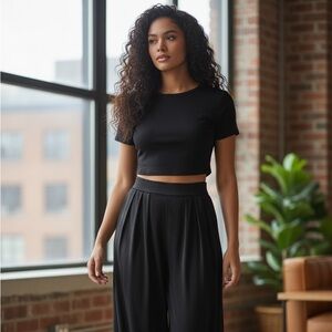 NEW•XL•CREME DE LA CREME BLACK BOUNCY SOFT CROPPED TOP